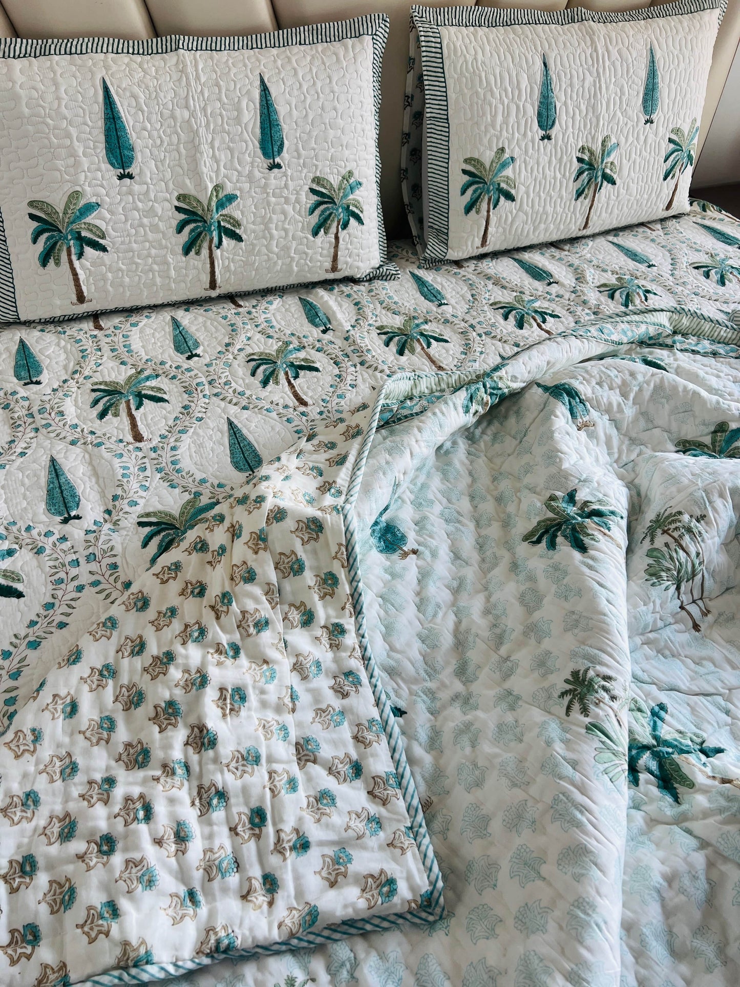 Double Bed Handblock Reversible Quilt