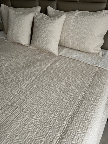 Beige Quilted Bedcover 5pc Set (1)